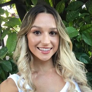 Meet your Posher, Christine